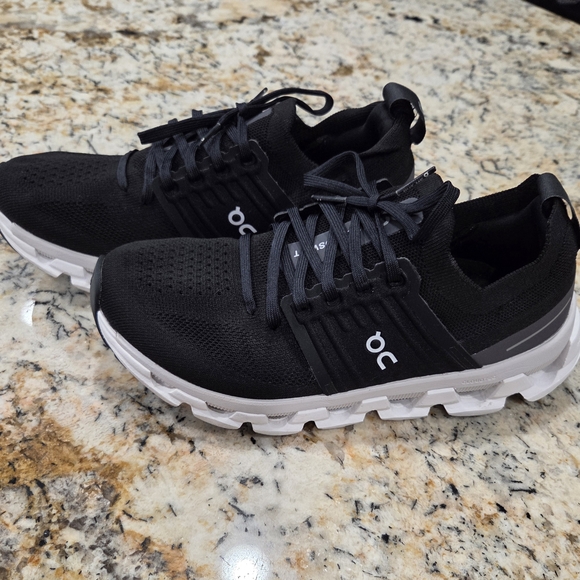 On Cloudswift Women's Sneakers Size 7.5 - Picture 2 of 12